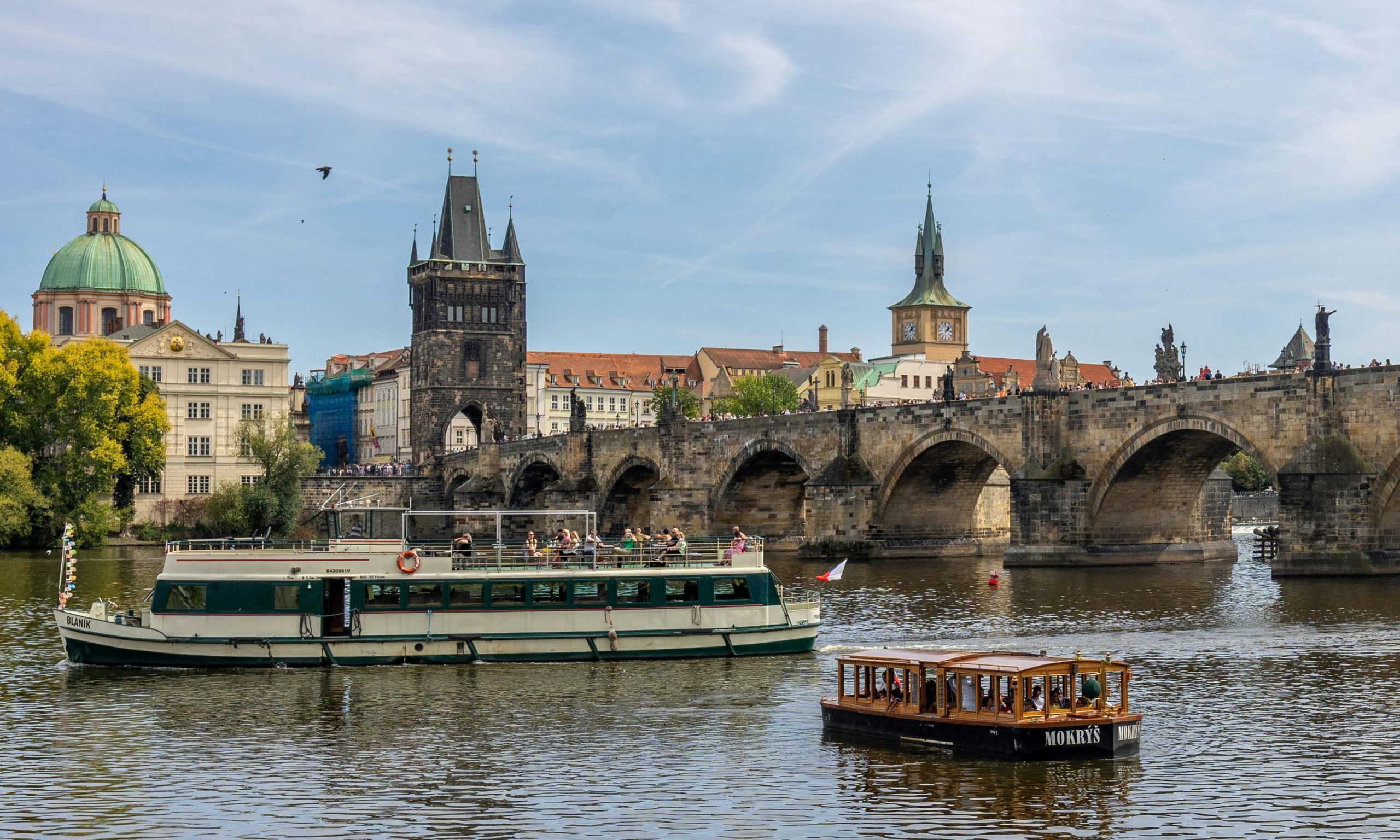 Mandarin Oriental Prague – Deluxe Suite – Elegant Suite with Refined Luxury