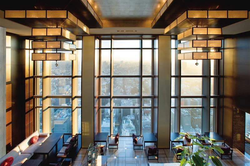 Mandarin Oriental Tokyo in Nihonbashi with skyline views, luxury suites, and Michelin-starred dining