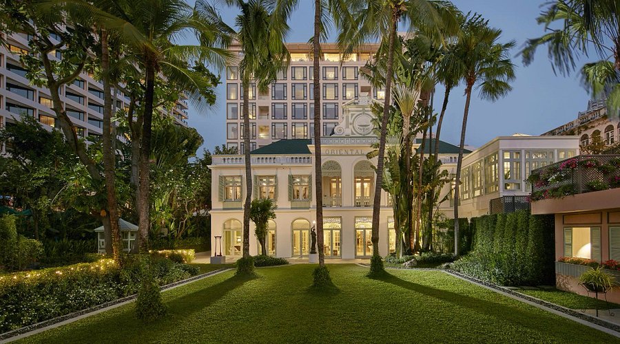 Luxury riverside view of Mandarin Oriental Bangkok, one of the most iconic 5-star hotels in Bangkok, Thailand
