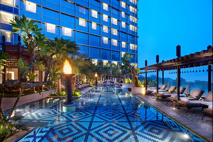 Four Seasons Hotel Jakarta - VIP Tables Las Vegas