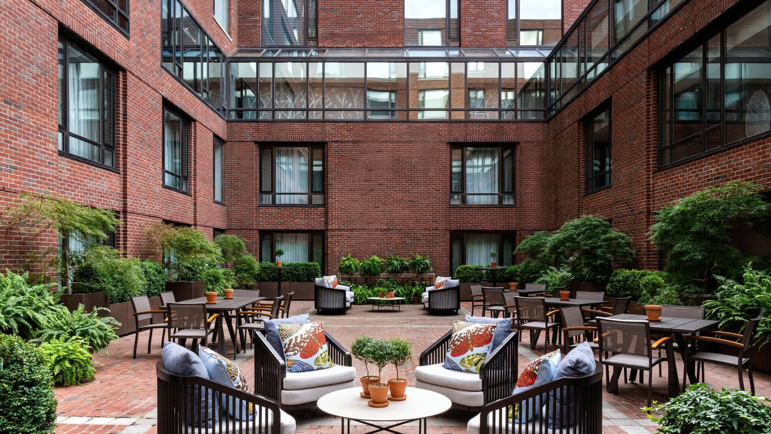 Four Seasons Hotel Boston - VIP Tables Las Vegas