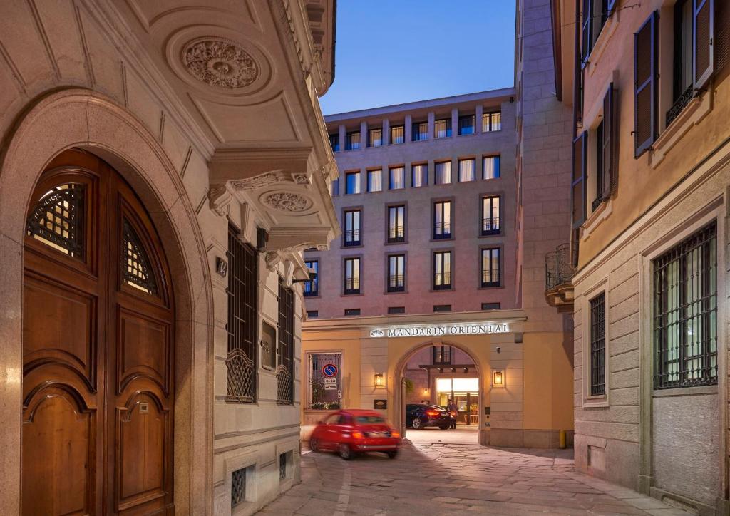 Mandarin Oriental Milan exterior showcasing elegant Italian architecture in a refined urban setting
